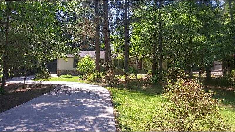 1st image of 1770 Holmes Dr SW