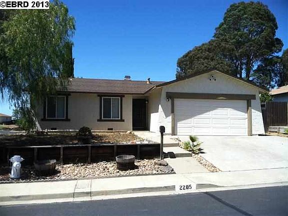 2nd image of 2205 Santa Maria Dr