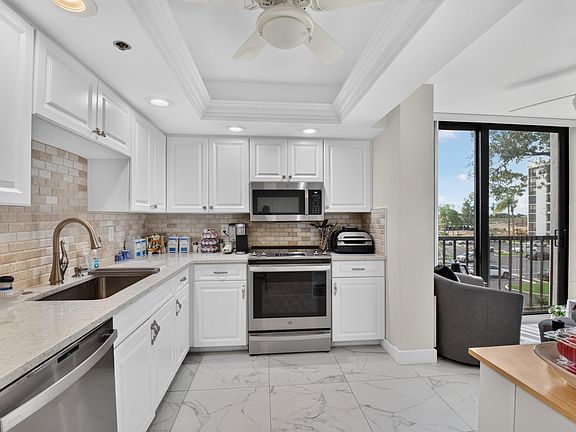 3rd image of 7786 Lakeside Boulevard #634