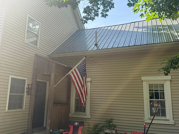 4th image of 2031 Carmel Road N