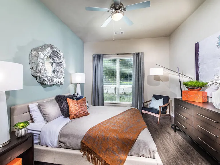 Second guest bedroom