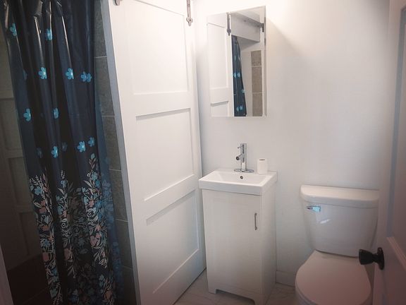 4th image of 1553 Parkman Rd NW #2