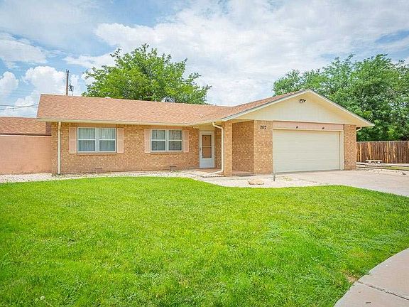 2nd image of 2712 Park Dr