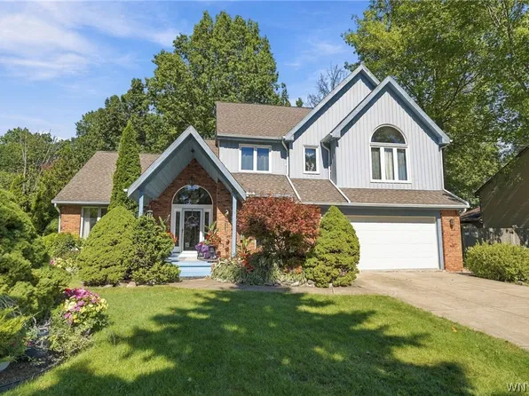 97 Timberlink Dr, Grand Island, NY 14072