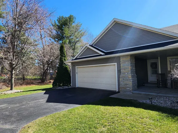 5748 Jackies Dr, Loves Park, IL 61111