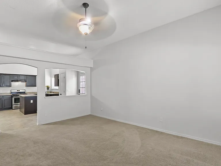 4821 Ramon Vega Ln — Photo 15
