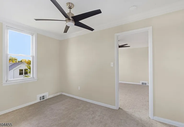 621 Spruce Ave #B — Photo 11