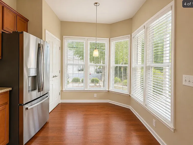 1170 Summer Hollow Rd — Photo 6