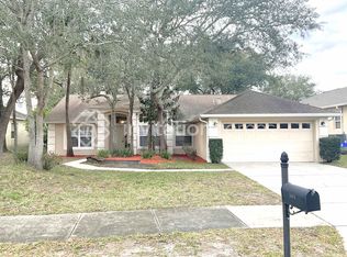 1461 Maple Leaf Ln, Deland, FL 32724