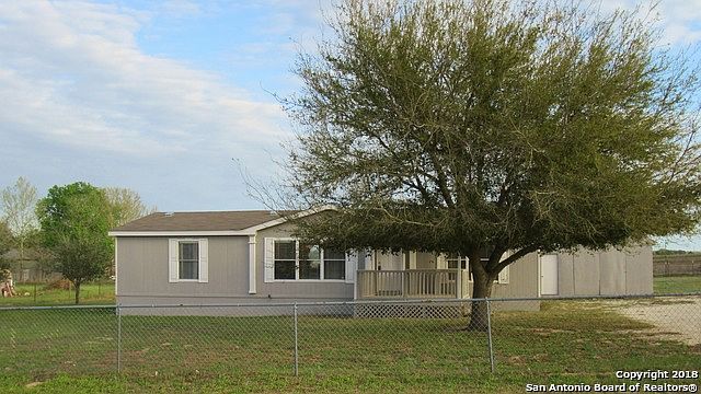 1st image of 121 Oak View Dr