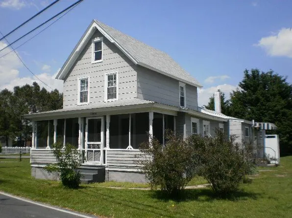 7069 Bunting Rd, Chincoteague, VA 23336