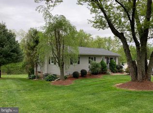 76 Spring Hill Rd, Hereford, PA 18056