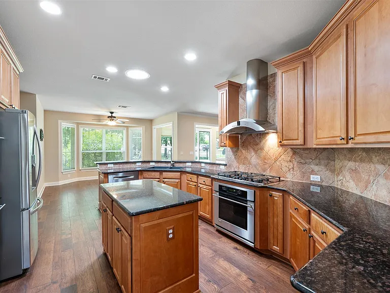 202 River Rock Dr — Photo 14