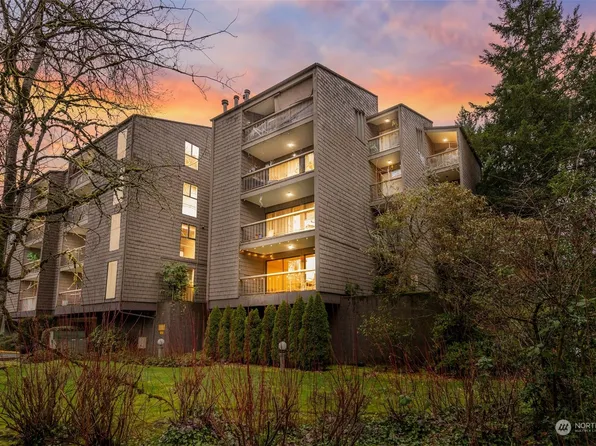 6858 139th Avenue NE #704, Redmond, WA 98052