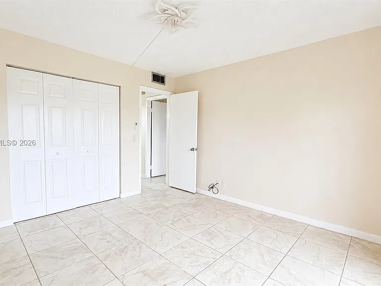301 SW 135th Ave #317C — Photo 17