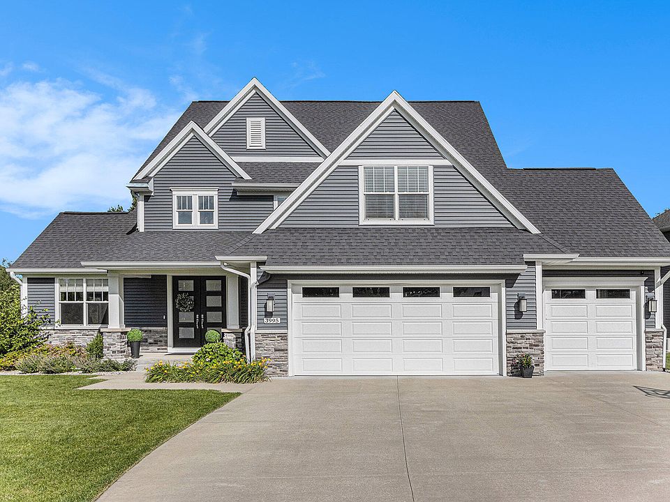 1st image of 3995 Hollow Wood Dr