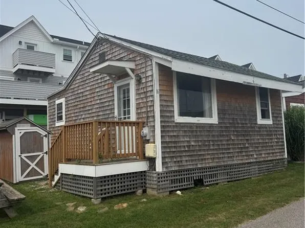 854 Matunuck Beach Rd, Wakefield, RI 02879