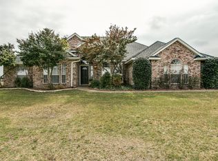 450 Ashford Ln, Midlothian, TX 76065