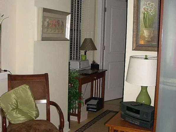 1701 Locust St Unit 1717, Philadelphia, PA 19103