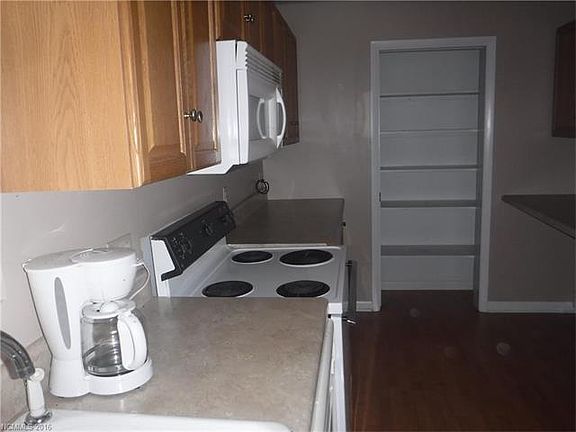 5th image of 1311 Valmont Dr
