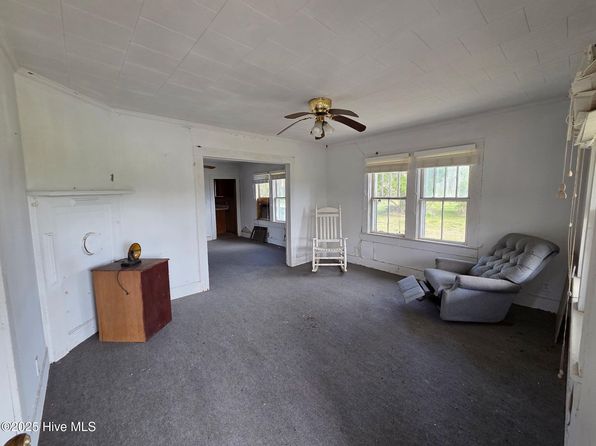 76 Kelly Watson Road, Lowland, NC 28552