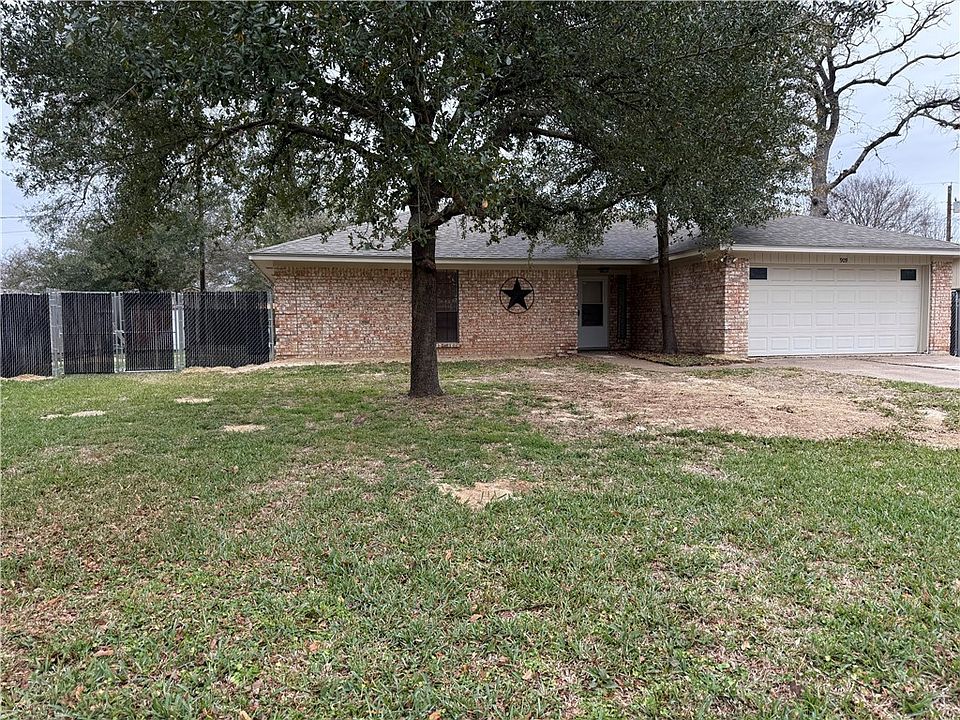 1st image of 909 Val Verde Dr