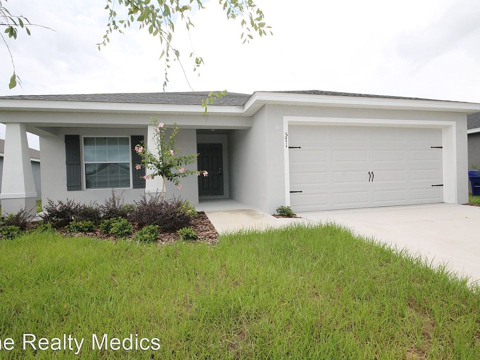 2nd image of 571 Lorient Dr
