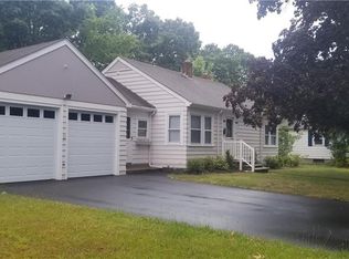 74 Lindy Ave, Warwick, RI 02889