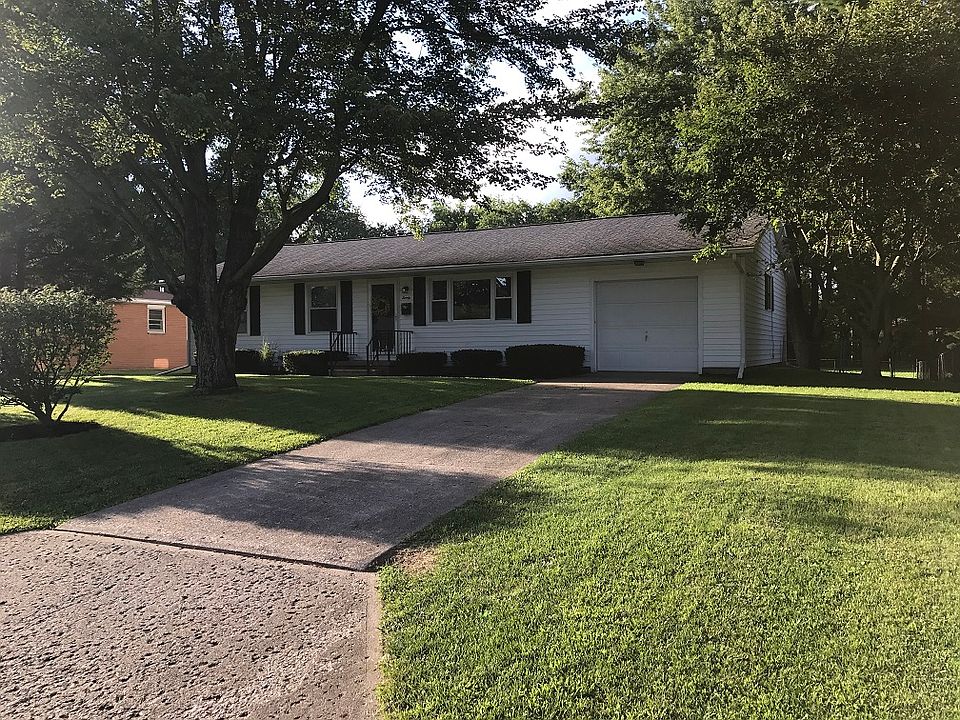1st image of 20 Carey Ln