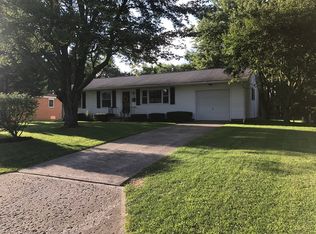 20 Carey Ln, Heath, OH 43056