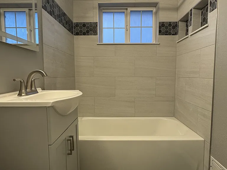 Upstairs Fully Remodeled Bath