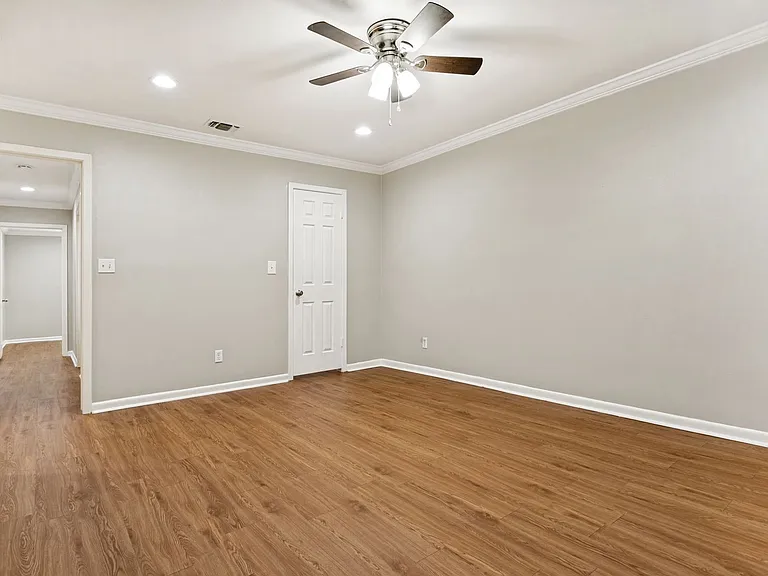 201 Ellwood St #109 — Photo 21