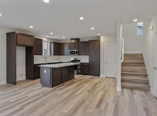 1700 Kerry Ln, Santa Rosa, CA 95403
