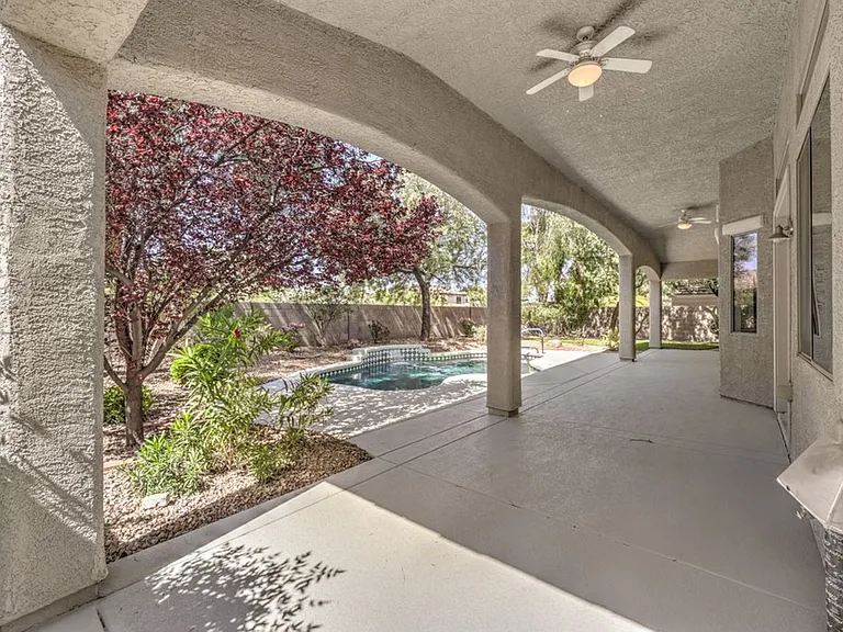1393 Romanesca Dr — Photo 35