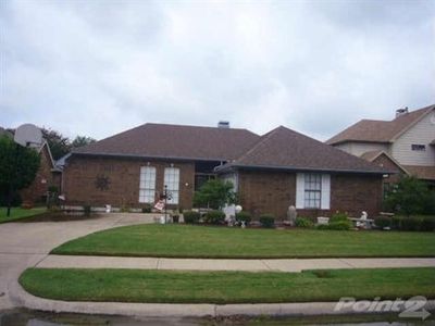 323 Meadowcreek Dr, Mesquite, TX, 75150