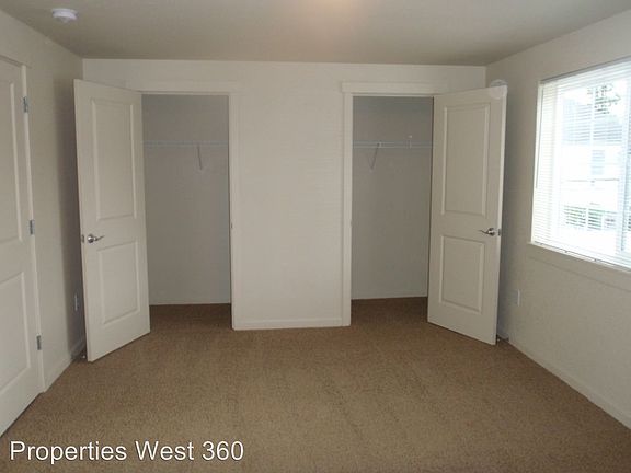 4th image of 9013 NE 54th St APT 04