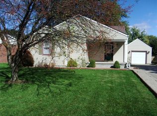 908 N Parkway Dr, Anderson, IN 46013