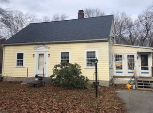 25 Park Ter, Uxbridge, MA 01569
