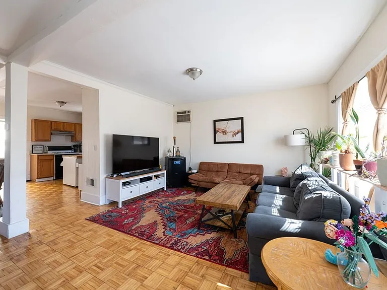 5 Village St #2 — Photo 2