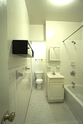 Rented by Best Apartments North Inc | media 8