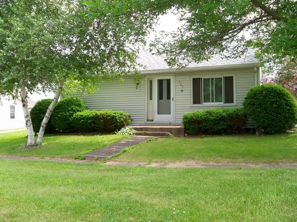 365 S Chamberlain St, Roseville, IL 61473