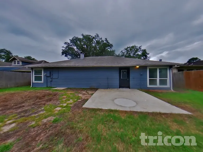 15614 Fox Springs Dr — Photo 17