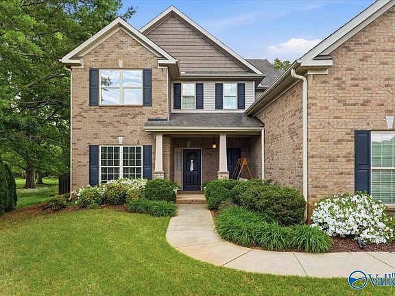 2nd image of 127 Whippoorwill Dr