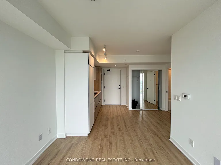 319 Jarvis St #3311 — Photo 5