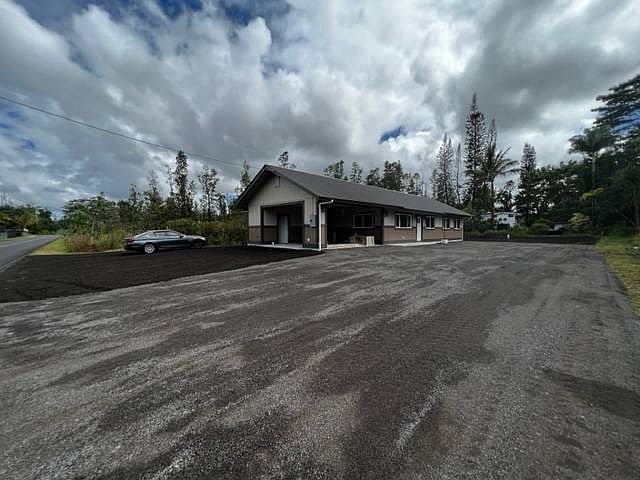 2nd image of 16-2100 Pearl Dr