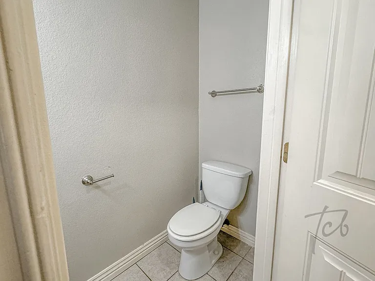 912 S Wood Ave — Photo 13
