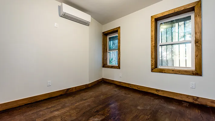 Rented by Nooklyn NYC LLC | media 9