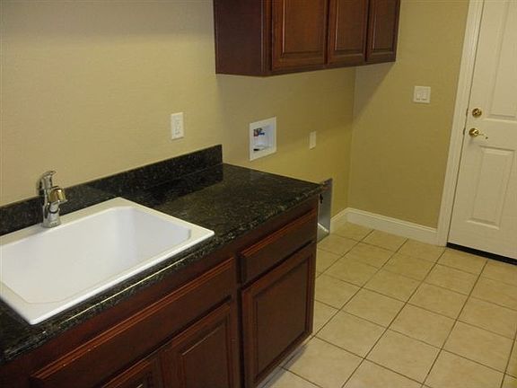 5th image of 1730 Windsor Ct