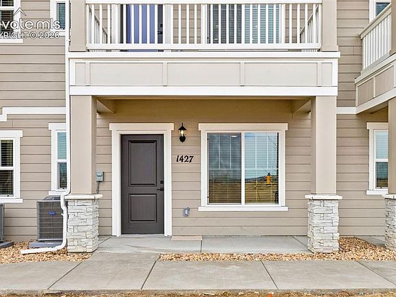2nd image of 1427 Ducett Hts