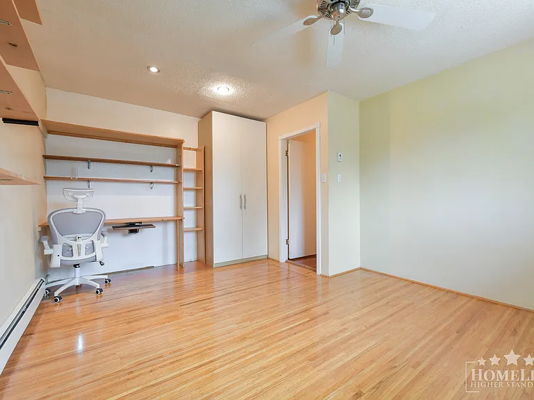13900 Blackburn Ave #HOUSE — Photo 16
